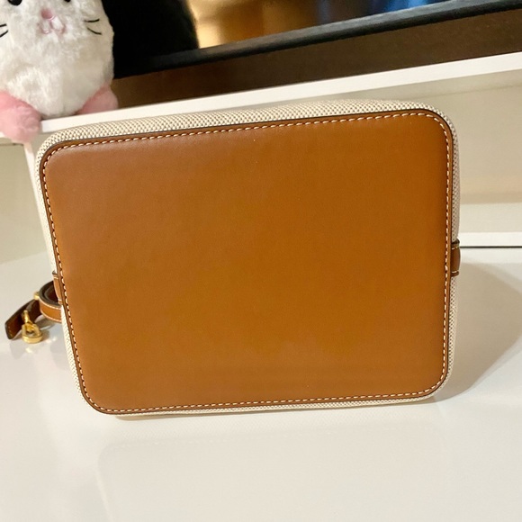 🍀NEW🤍☘️Tory Burch Blake canvas Bucket Bag/satchel bag/crossbody bag/natural - Picture 4 of 9